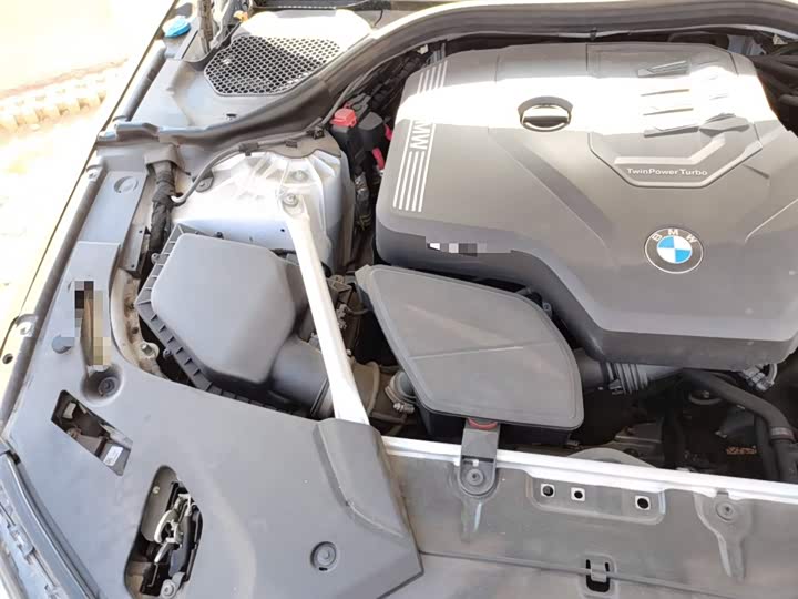 Фото 21 - BMW 5 Series