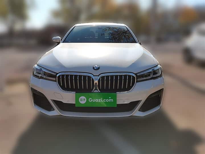 Фото 24 - BMW 5 Series