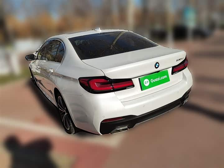 Фото 27 - BMW 5 Series