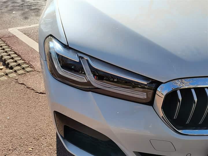 Фото 30 - BMW 5 Series