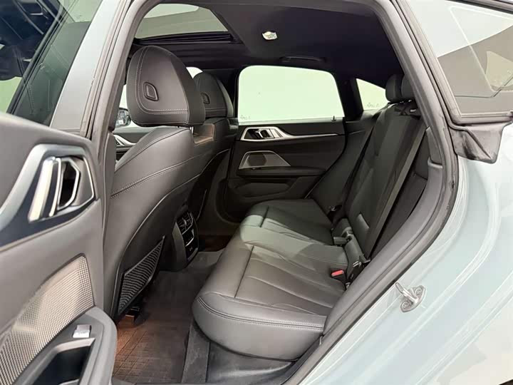 Фото 18 - BMW 4 Series