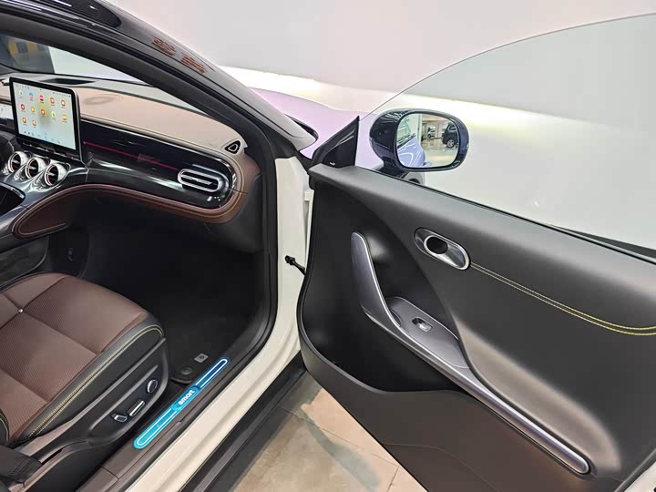 Фото 12 - Smart #3