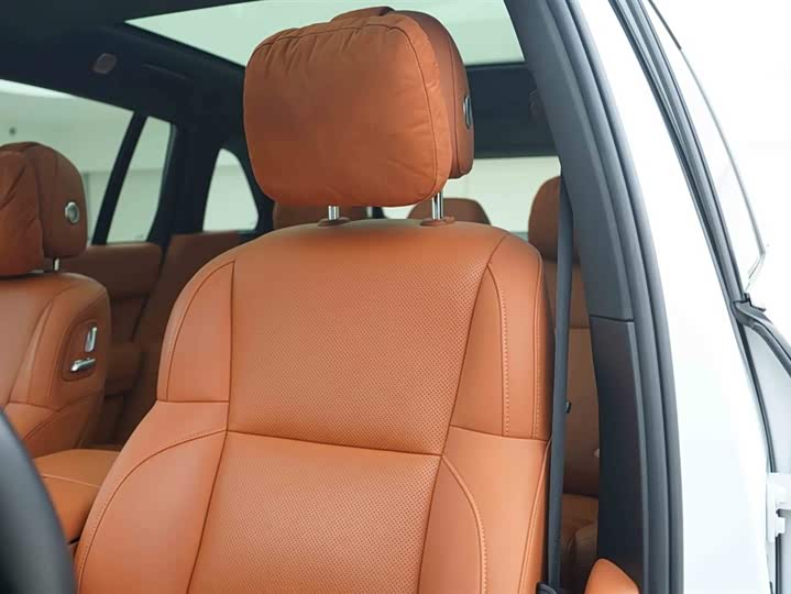 Фото 12 - LiXiang L7