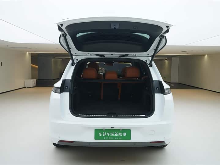 Фото 6 - LiXiang L7