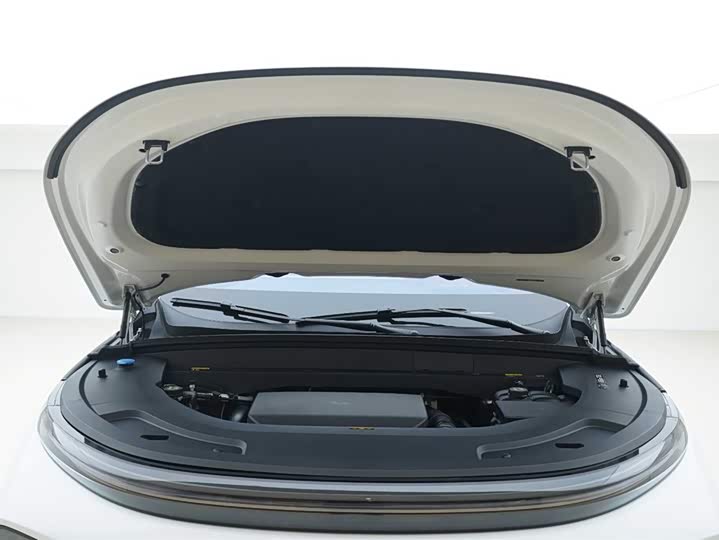 Фото 7 - LiXiang L7