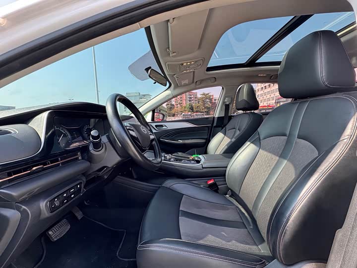 Фото 4 - GAC Aion S