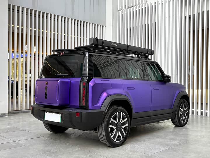 Фото 17 - Chery iCar 03