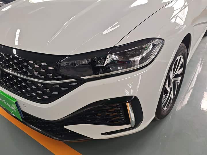 Фото 24 - Volkswagen Lavida