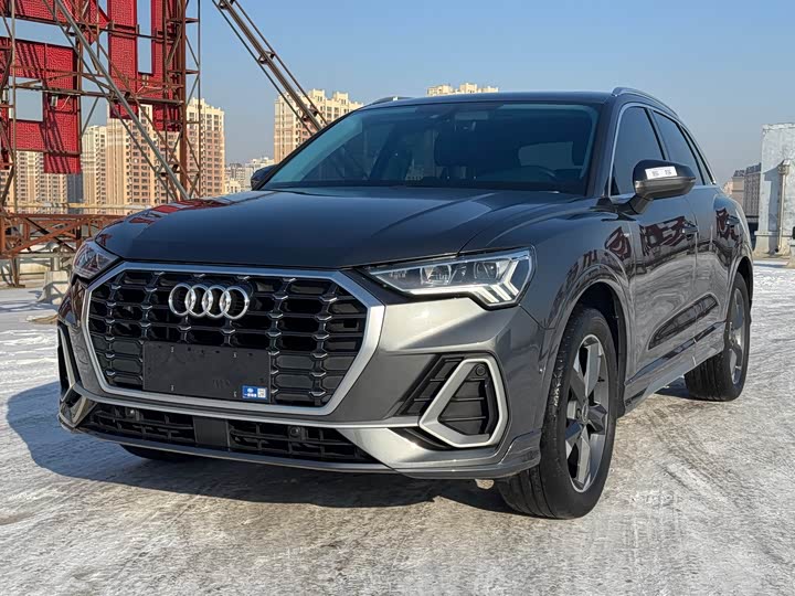 Фото 1 - Audi Q3