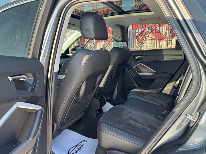 Фото 14 - Audi Q3