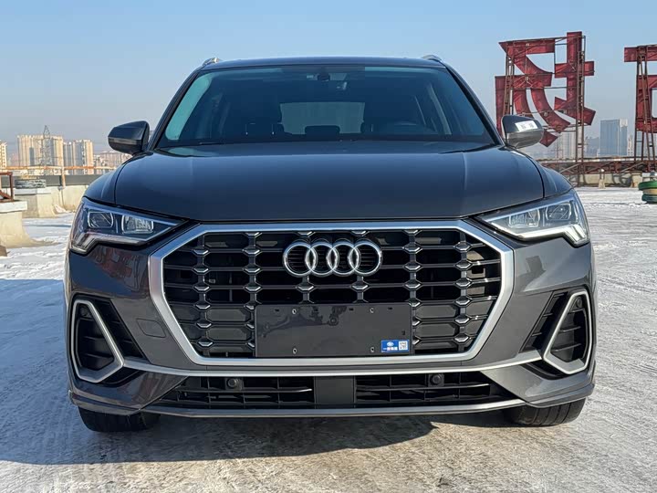 Фото 2 - Audi Q3