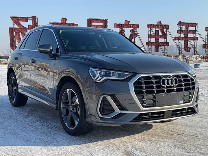 Фото 3 - Audi Q3