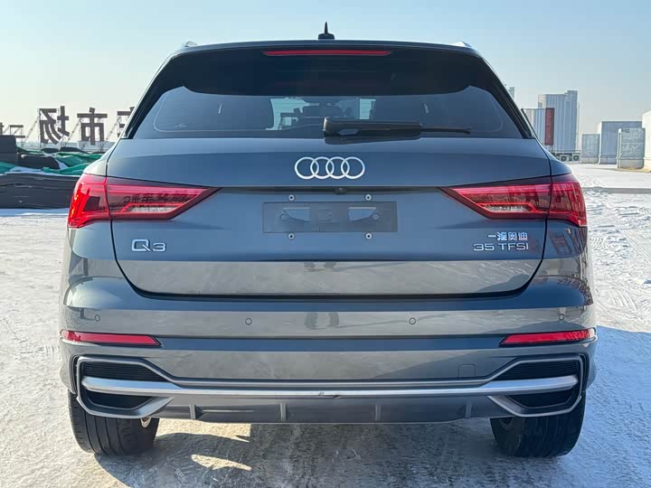 Фото 6 - Audi Q3