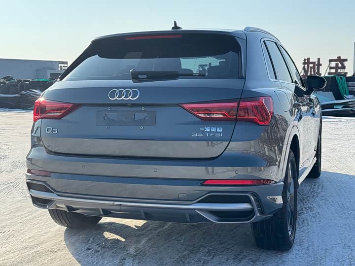 Фото 7 - Audi Q3