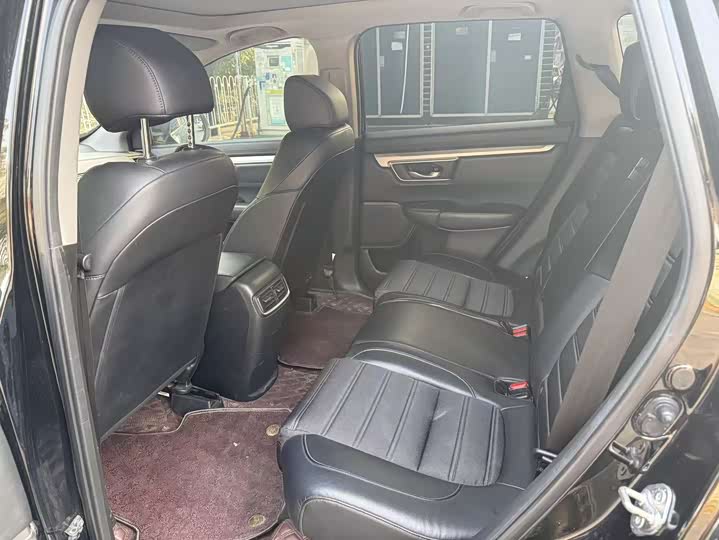 Фото 11 - Honda CR-V