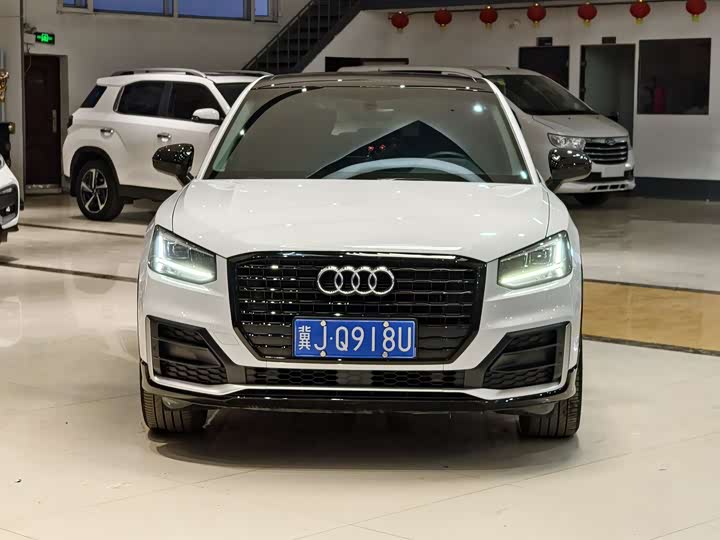 Фото 1 - Audi Q2L