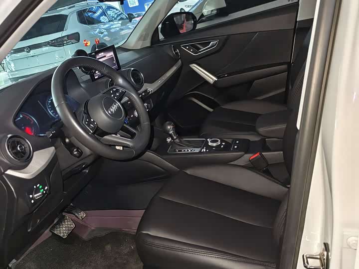 Фото 11 - Audi Q2L