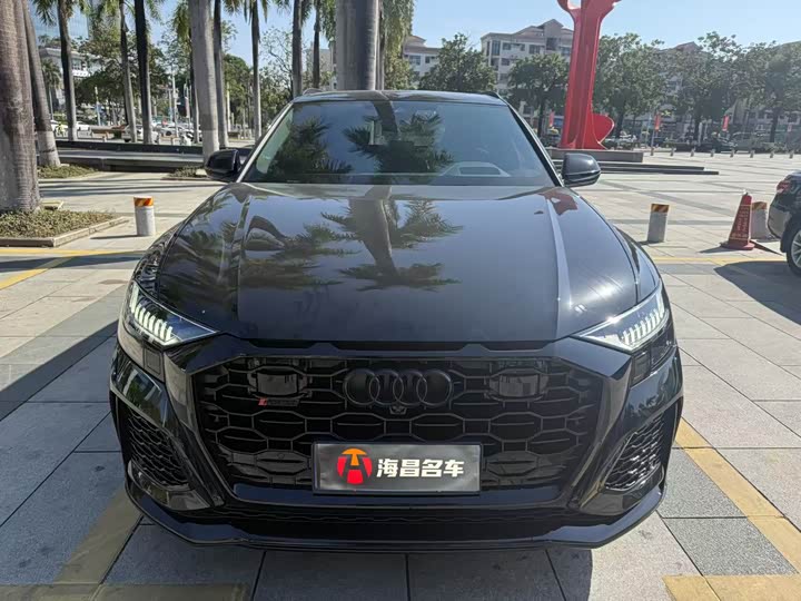 Фото 1 - Audi RS Q8
