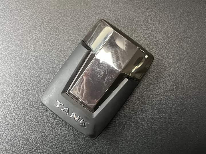 Фото 14 - Tank 300