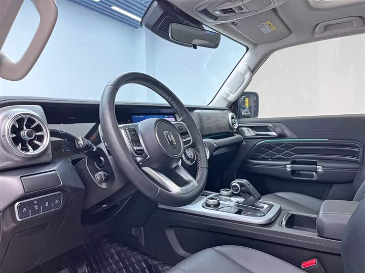 Фото 16 - Tank 300