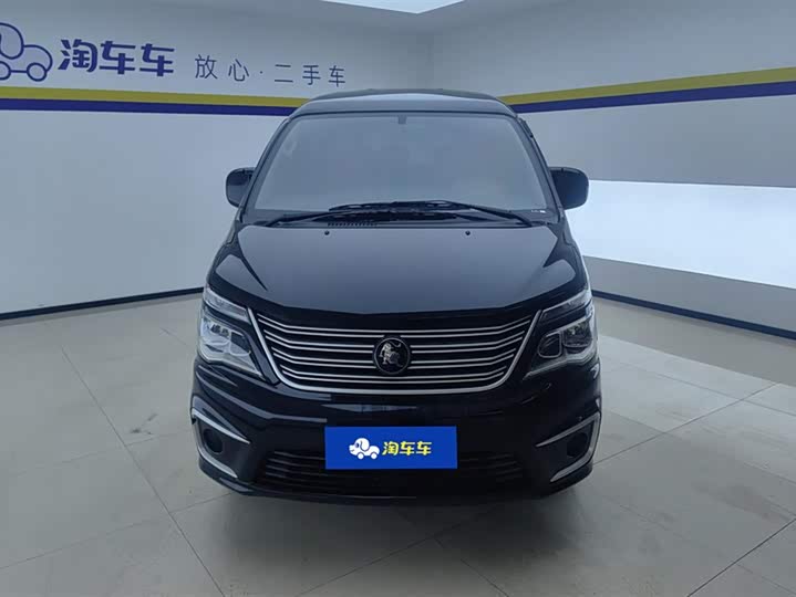 Фото 2 - Dongfeng Forthing Lingzhi M5