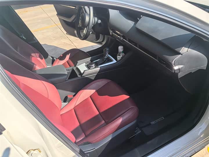 Фото 6 - Mazda 3 (Axela)