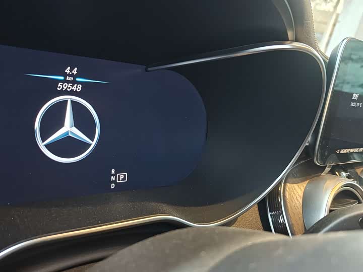 Фото 5 - Mercedes-Benz GLC-Class