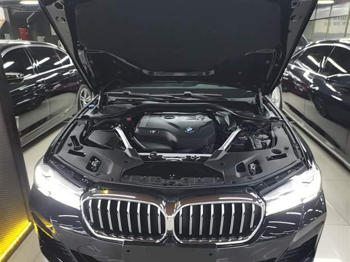 Фото 20 - BMW 5 Series