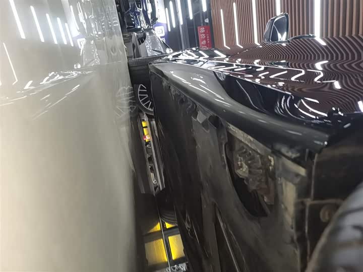 Фото 22 - BMW 5 Series