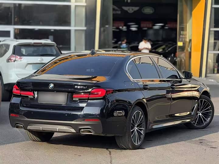 Фото 7 - BMW 5 Series