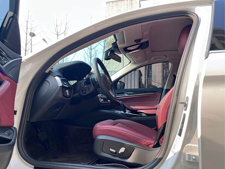 Фото 8 - BMW 5 Series