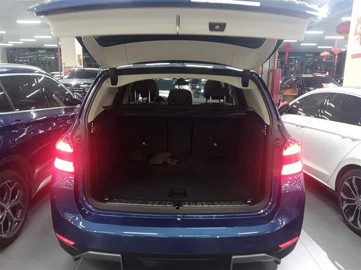 Фото 19 - BMW iX3