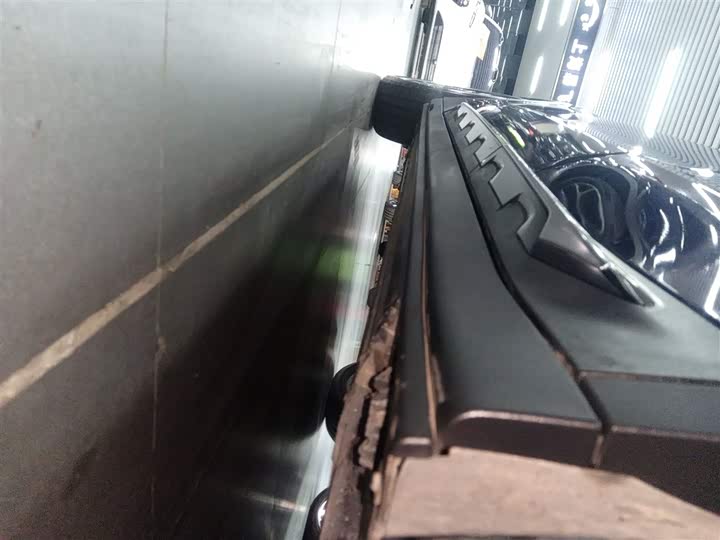 Фото 22 - BMW iX3