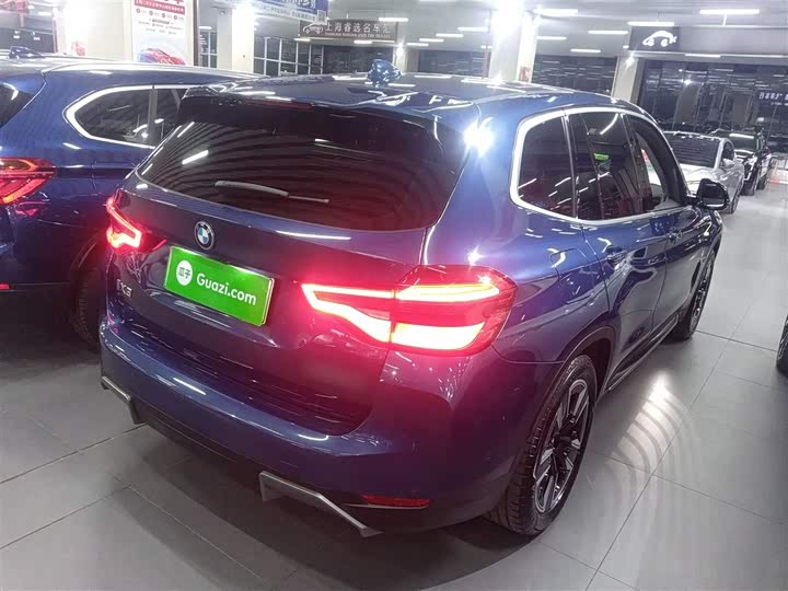 Фото 7 - BMW iX3