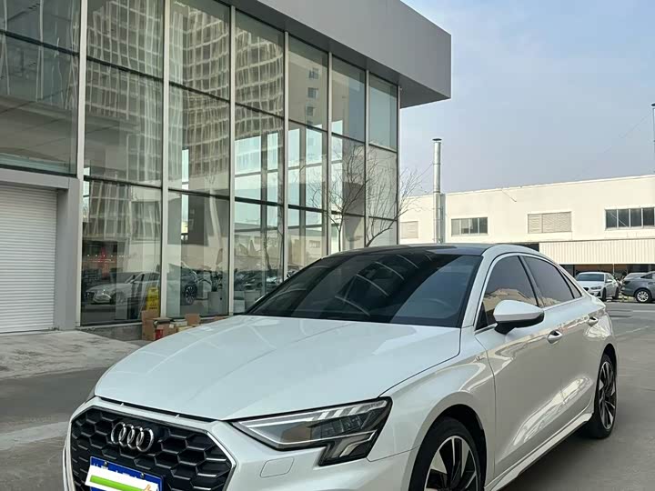 Фото 1 - Audi A3