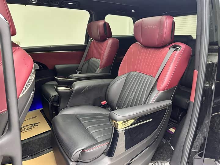 Фото 9 - GAC Trumpchi M8