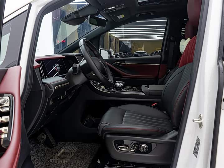 Фото 6 - GAC Trumpchi M8