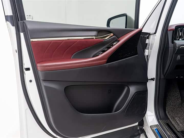 Фото 8 - GAC Trumpchi M8