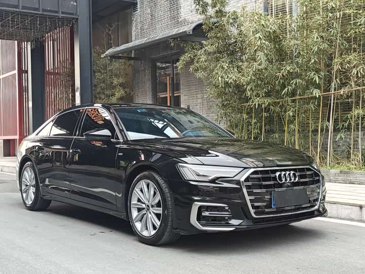 Фото 3 - Audi A6L