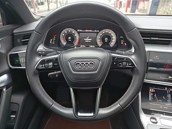 Фото 9 - Audi A6L