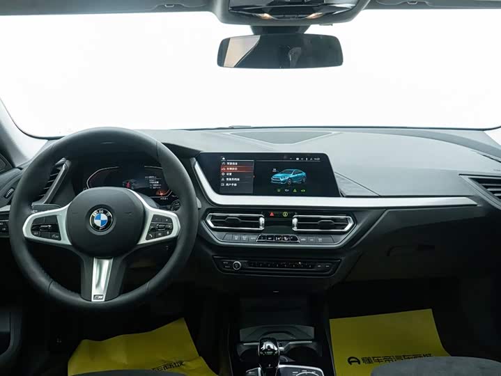 Фото 17 - BMW 2 Series