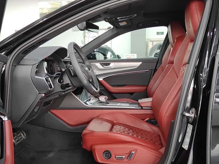 Фото 3 - Audi A6L