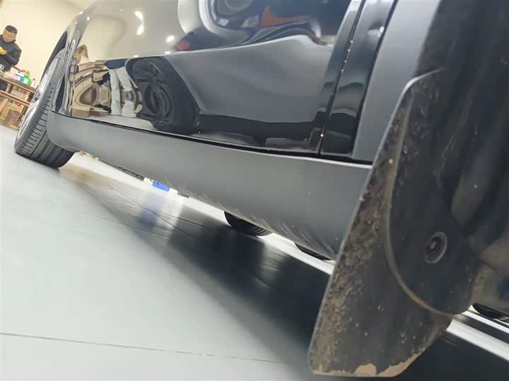 Фото 21 - Tesla Model Y