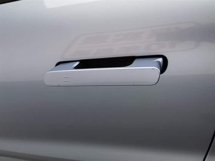 Фото 18 - Zeekr 001