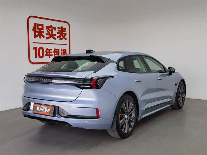 Фото 2 - Zeekr 001