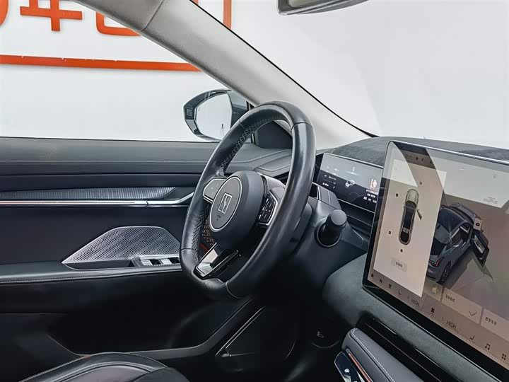 Фото 22 - Zeekr 001