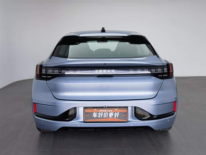 Фото 4 - Zeekr 001