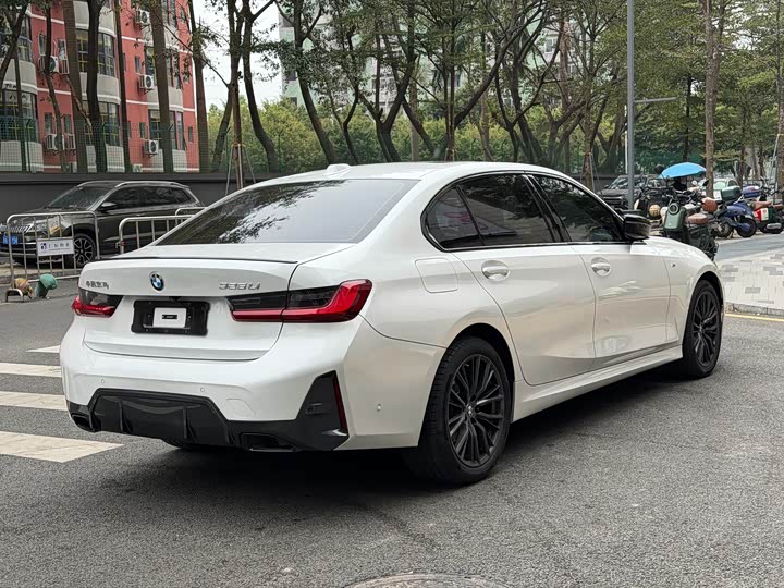 Фото 8 - BMW 3 Series