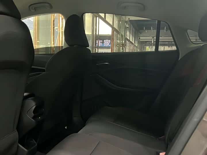 Фото 4 - MG Motor 5