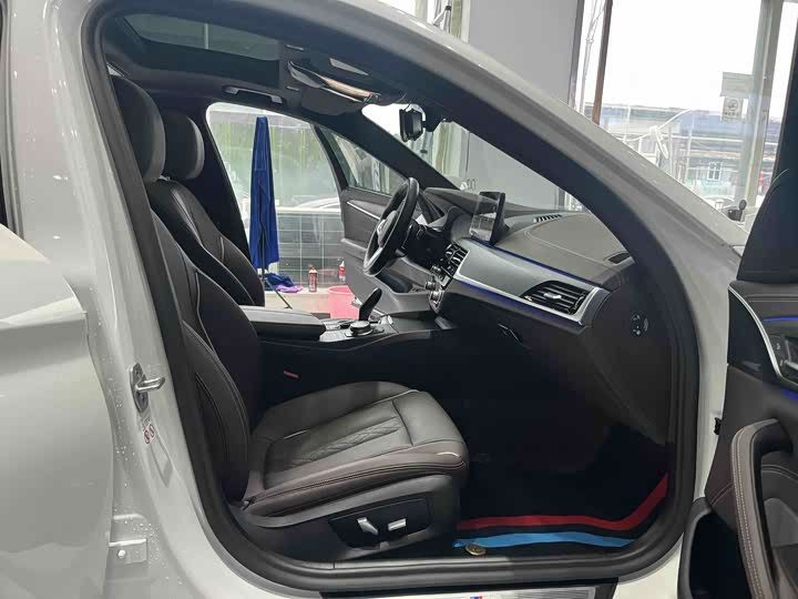 Фото 12 - BMW 5 Series